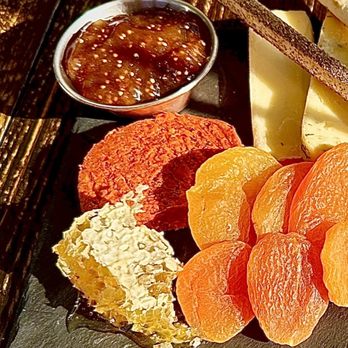 The Crossvines - Hmmm. delicious! - Wineries Near Me - Poolesville, Maryland