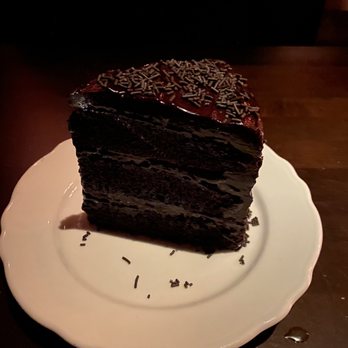 Gilt Bar - Chocolate Layer Cake - New American Near Me - Chicago, Illinois