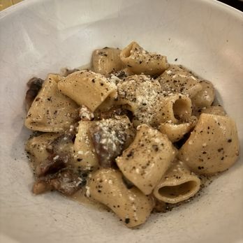 Ci Siamo - RIGATONI ALLA GRICIA - Italian Near Me - New York, New York Ci Siamo - RIGATONI ALLA GRICIA - Italian Near Me - New York, New York
