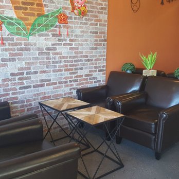 Tea Way Plus - Cozy lounge chairs - Bubble Tea Near Me - Las Vegas, Nevada
