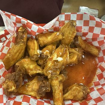 Argentos Pizza - Pizza Near Me - Buckeye, Arizona