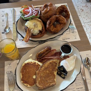 Phoenicia Diner - Diners Near Me - Phoenicia, New York Phoenicia Diner - Diners Near Me - Phoenicia, New York