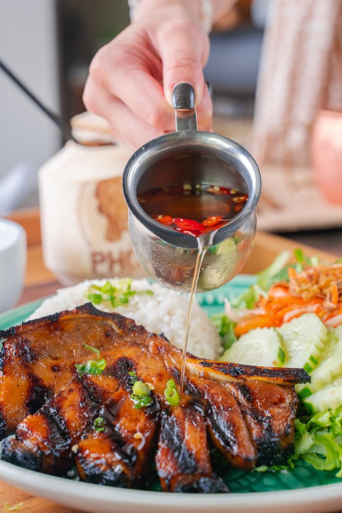 Hello Me Vietnamese Kitchen 