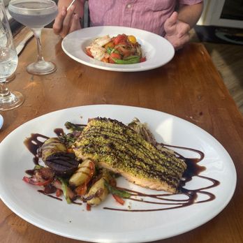Cafe Pamlico - Salmon - Seafood Near Me - Buxton, North Carolina