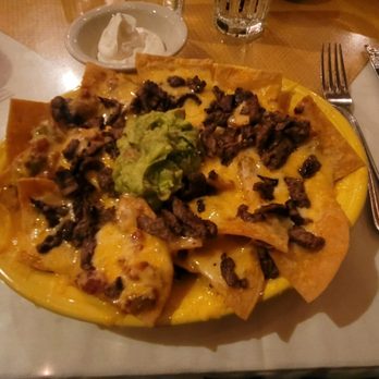 El Cholo - Nachos with steak - Mexican Near Me - Santa Monica, California