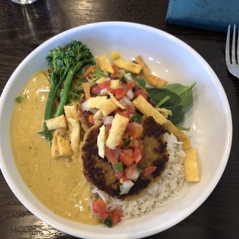 Wild Thyme Bistro - Yellow curry and Falafel bowl - New American Near Me - Kanab, Utah
