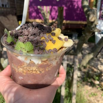 Hatteras Bowls - Build your own - Juice Bars & Smoothies Near Me - Waves, North Carolina Hatteras Bowls - Build your own - Juice Bars & Smoothies Near Me - Waves, North Carolina