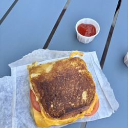 Shake Shack Downtown Indianapolis - Grilled cheese with tomato