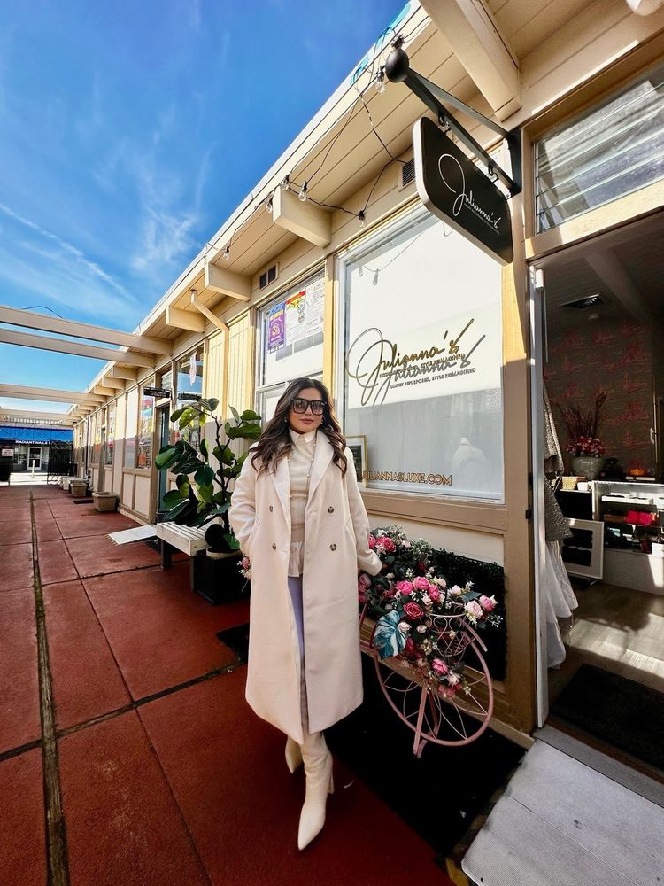 Julianna's Luxe Logo