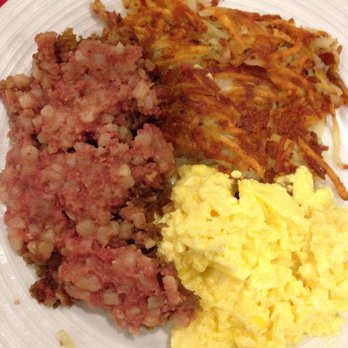 Pyramid Cafe - Corned beef hash, with scrambled eggs and hashbrowns - Burgers Near Me - Las Vegas, Nevada Pyramid Cafe - Corned beef hash, with scrambled eggs and hashbrowns - Burgers Near Me - Las Vegas, Nevada