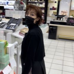 Rodeo Cosmetics - This is Kathy the employee of Rodeo Cosmetics walking away from filming