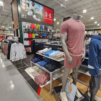 DICK'S Sporting Goods - Sports Wear Near Me - Ft. Lauderdale, Florida DICK'S Sporting Goods - Sports Wear Near Me - Ft. Lauderdale, Florida