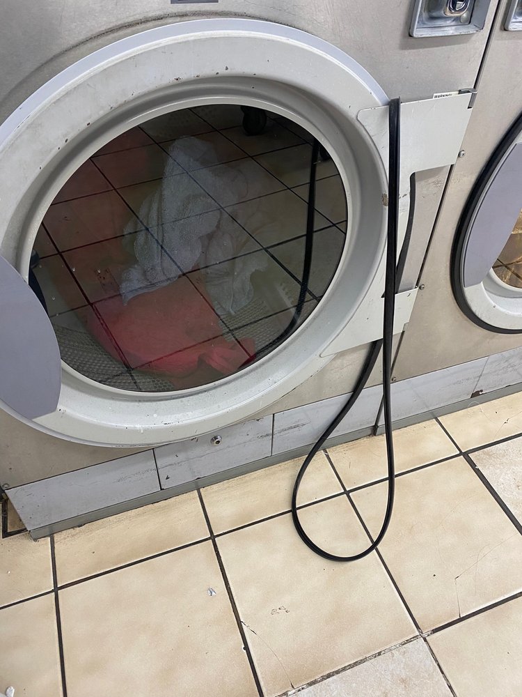 CULVER CITY SUPREME CLEAN COIN LAUNDRY Updated October 2024 4921