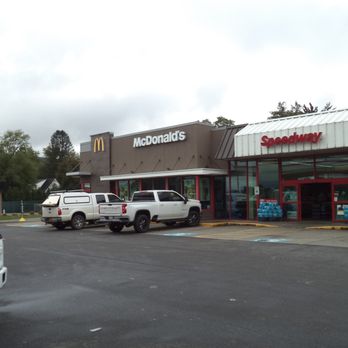 McDonald's - 18 septembre 2023 à 09h35 - Burgers Near Me - Apalachin, New York McDonald's - 18 septembre 2023 à 09h35 - Burgers Near Me - Apalachin, New York