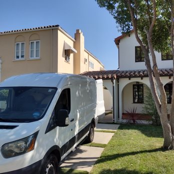 Small Move LA - Beverly hills pick up to Irvine - Movers Near Me - Los Angeles, California Small Move LA - Beverly hills pick up to Irvine - Movers Near Me - Los Angeles, California