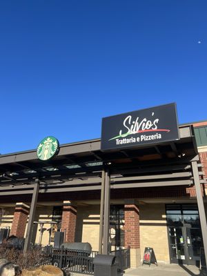 Silvio's Trattoria e Pizzeria by null