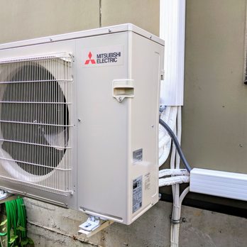 Evergreen Home Heating and Energy - Side-mounted outdoor unit installed by Evergreen. - Heating & Air Conditioning/HVAC Near Me - Seattle, Washington Evergreen Home Heating and Energy - Side-mounted outdoor unit installed by Evergreen. - Heating & Air Conditioning/HVAC Near Me - Seattle, Washington