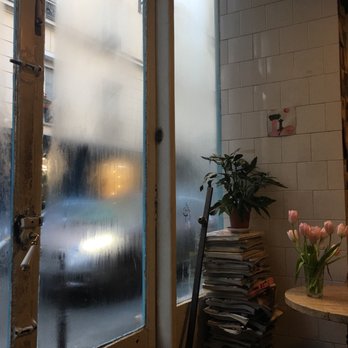 Boot Café - It's getting steamy - Coffee & Tea Near Me - Paris, 75 Boot Café - It's getting steamy - Coffee & Tea Near Me - Paris, 75