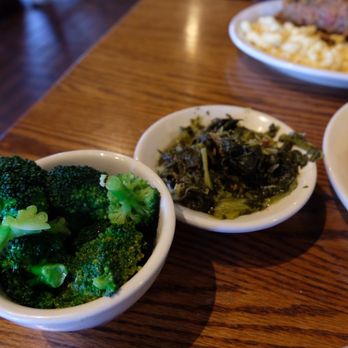 Cracker Barrel Old Country Store - Breakfast & Brunch Near Me - Murfreesboro, Tennessee