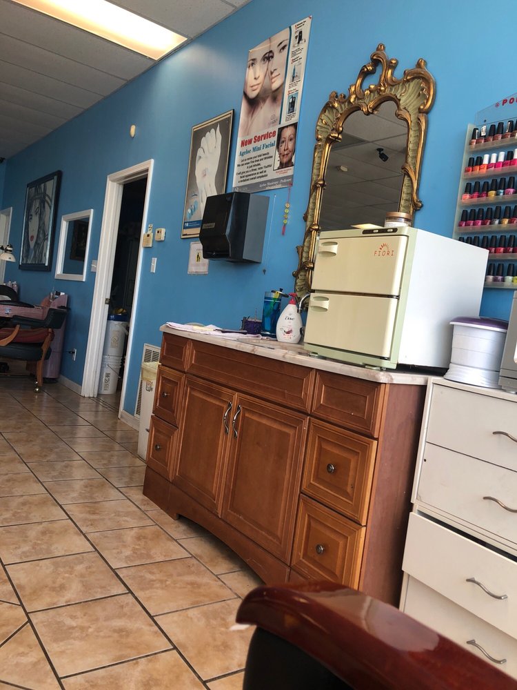 ANGEL NAILS 22 Photos & 20 Reviews 238 S Dixie Blvd, Radcliff, KY