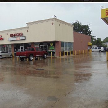 Vera's Auto Repair - This is the stripe and a small piece of the car wash where the building is located. - Auto Repair Near Me - Katy, Texas Vera's Auto Repair - This is the stripe and a small piece of the car wash where the building is located. - Auto Repair Near Me - Katy, Texas
