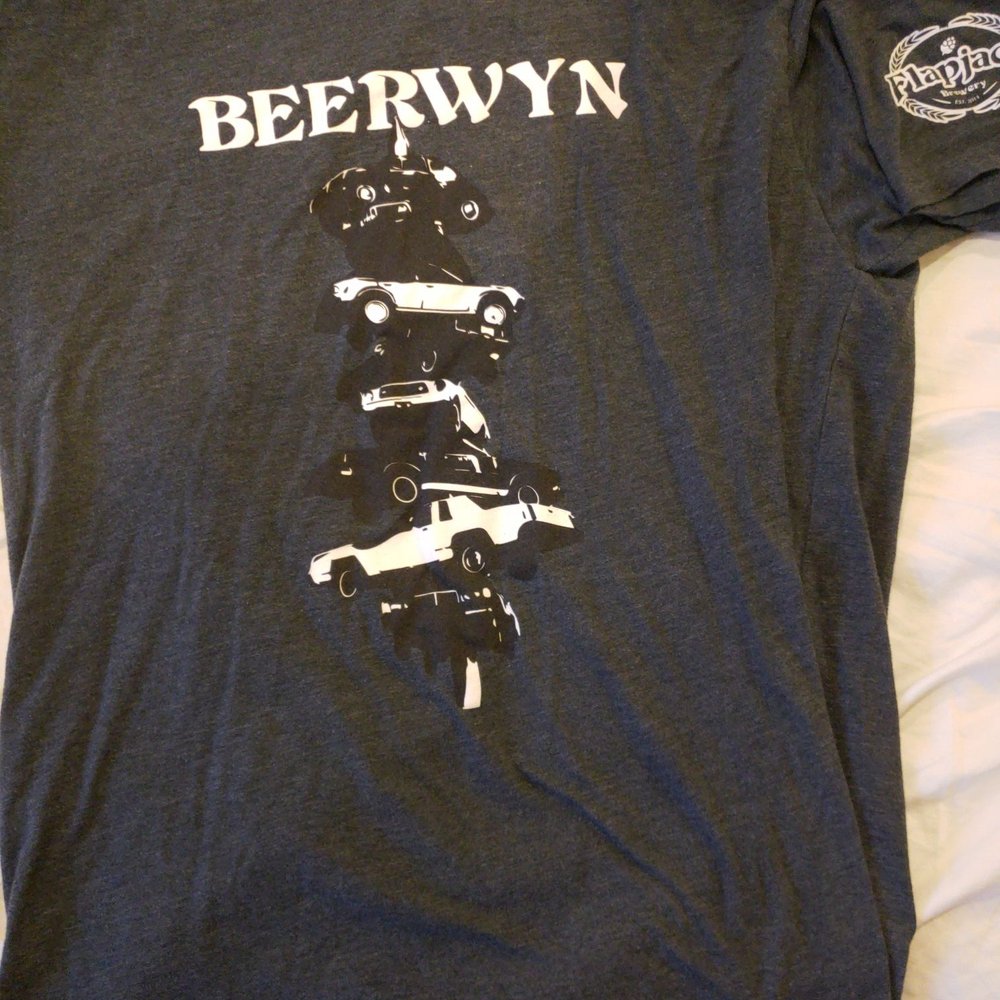 Flapjack Brewery - Great t-shirts - Pizza Near Me - Berwyn, Illinois
