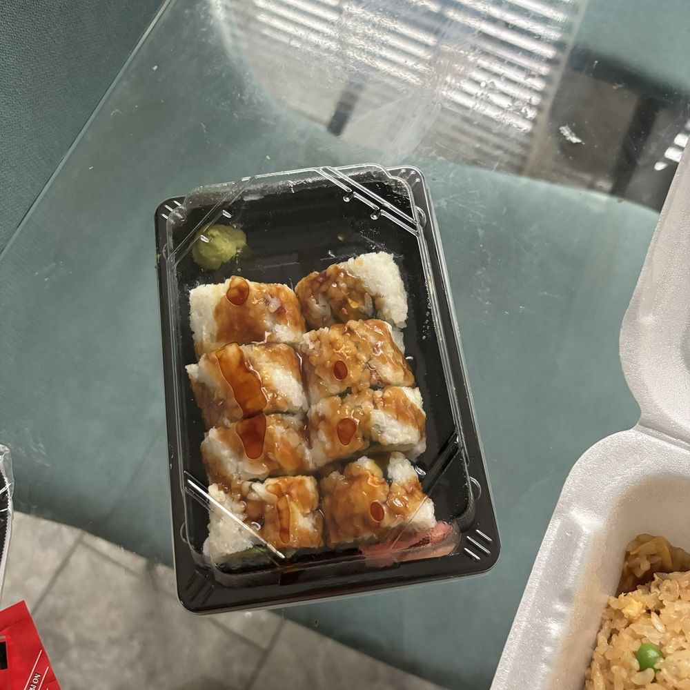 Rock N Roll Sushi - Shrimp Tempura Roll - Sushi Bars Near Me - Clarksville, Tennessee