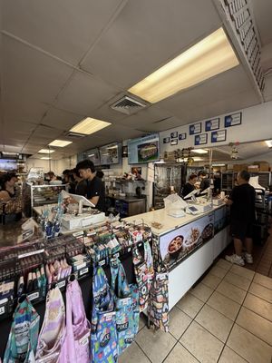 Tanioka's Seafoods & Catering by null