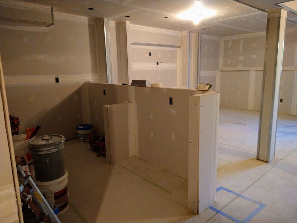 Slide of LMH Handyman