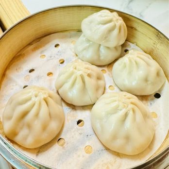 Wu' s Shanghai Dumpling - Pork Steam Juicy Buns (6) - Shanghainese Near Me - Edison, New Jersey