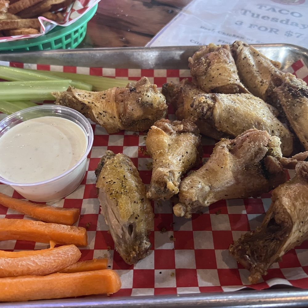 Big Al's Down The Hatch - 10 Piece Wings lemon pepper - Sports Bars Near Me - Waxahachie, Texas Big Al's Down The Hatch - 10 Piece Wings lemon pepper - Sports Bars Near Me - Waxahachie, Texas