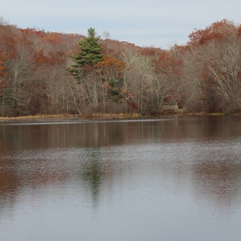 Chatfield Hollow State Park - Lake on a beautiful Fall day - Parks Near Me - Killingworth, Connecticut Chatfield Hollow State Park - Lake on a beautiful Fall day - Parks Near Me - Killingworth, Connecticut