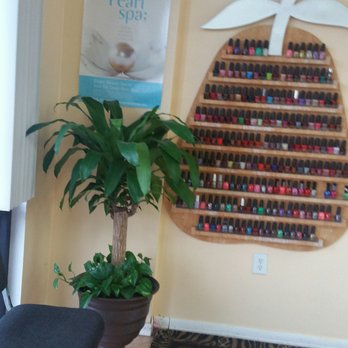 Fantasy Nails - Front entry - Nail Salons Near Me - Hiram, Georgia