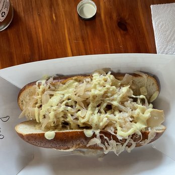 Hermann Wurst Haus - Caramelized Pear and Gorgonzola Bratwurst - Meat Shops Near Me - Hermann, Missouri Hermann Wurst Haus - Caramelized Pear and Gorgonzola Bratwurst - Meat Shops Near Me - Hermann, Missouri