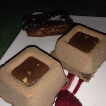 Area 31 - The crunch and eclair on the back - Seafood Near Me - Miami, Florida