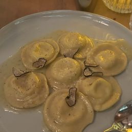 D - Ravioli Caccio E Pepe