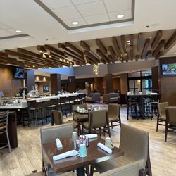 Atlanta Marriott Peachtree Corners - Lobby