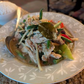 Brown Sugar Cafe - Green curry with chicken - Thai Near Me - Boston, Massachusetts Brown Sugar Cafe - Green curry with chicken - Thai Near Me - Boston, Massachusetts