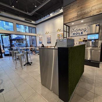 Mendocino Farms - Salad Near Me - Glendale, California