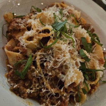 Itri Wood Fired Pizza Bar - Pasta Bolognese - Pizza Near Me - Bristol, Pennsylvania