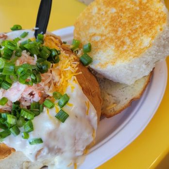 Splash Cafe - Clam chowder in a bread bowl, fully loaded - American Near Me - Pismo Beach, California