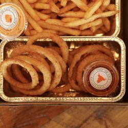 Chef On Call - Chef on Call's Onion Rings - Crunchy, Crispy Rings Served with Side Sauce
