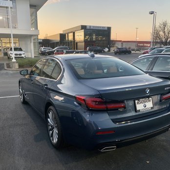 Roadshow BMW - Car Dealers Near Me - Cordova, Tennessee
