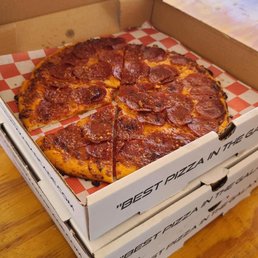 MUNCHIE'S PIZZA CLUB - Updated November 2025 - 93 Photos & 95
