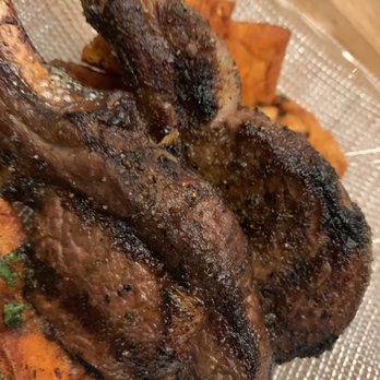 ELWAY'S Downtown - Close up of lamb chop - Breakfast & Brunch Near Me - Denver, Colorado