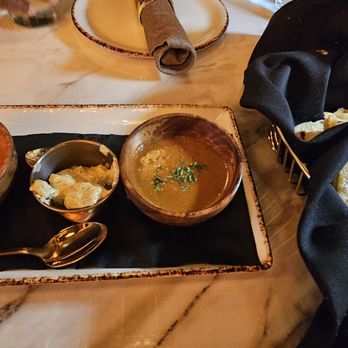 InSo - Hot gristmill corn naan - very goog appetizer - Lounges Near Me - Irving, Texas