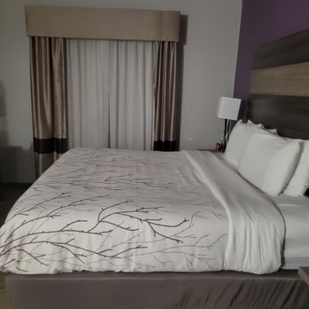 Best Western Plus Buda Austin Inn & Suites - Bedroom - Hotels Near Me - Buda, Texas Best Western Plus Buda Austin Inn & Suites - Bedroom - Hotels Near Me - Buda, Texas