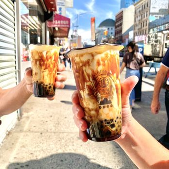 Tiger Sugar - Brown Sugar L1 Brown Sugar Black Tea Latte with Boba & Cream Mousse - Bubble Tea Near Me - New York, New York Tiger Sugar - Brown Sugar L1 Brown Sugar Black Tea Latte with Boba & Cream Mousse - Bubble Tea Near Me - New York, New York