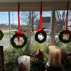 P.S. Flowers Mercantile - Beautiful Christmas Decor