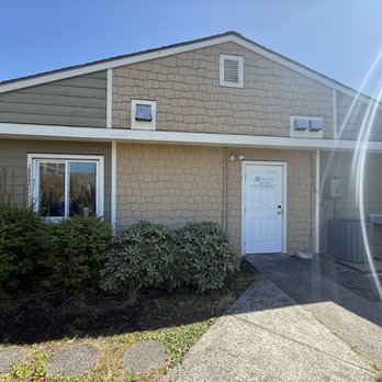 WorldMark Surfside Inn - Pool with fitness room and play area inside - Hotels Near Me - Ocean Park, Washington